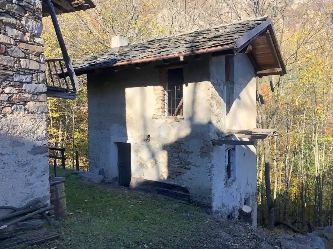 Casa indipendente in vendita a Pinasca