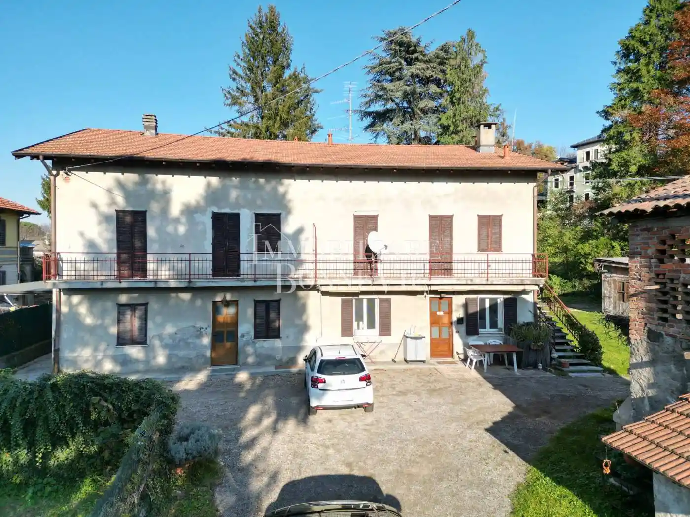 Casa indipendente in vendita a Malnate