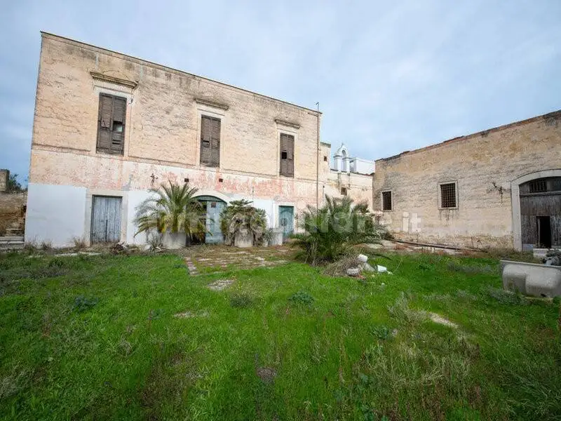 Rustico - Casale in vendita a Barletta