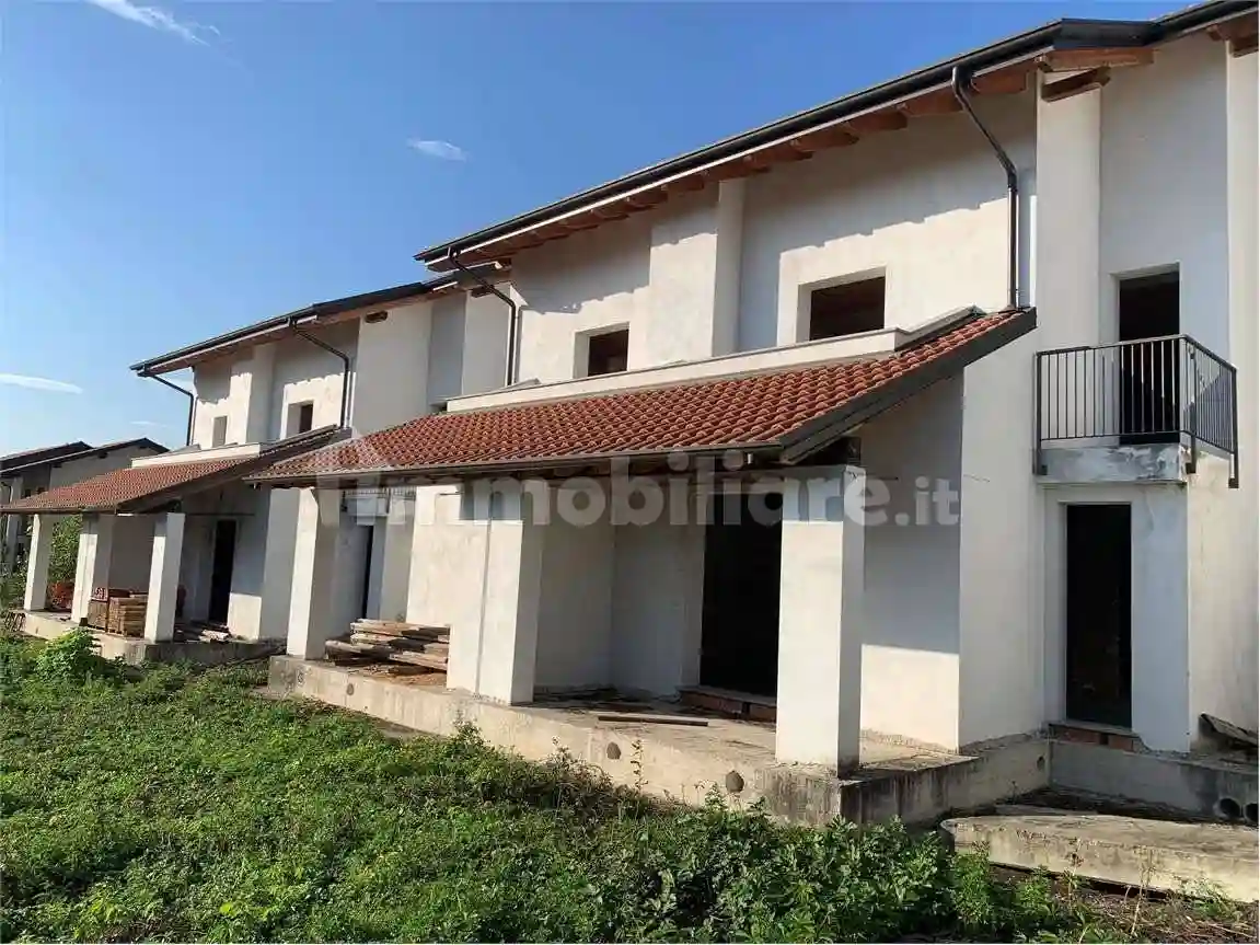 Villetta a schiera - foto 2