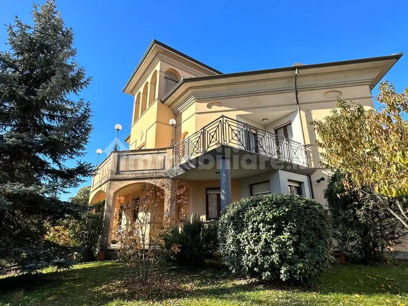 Villa in vendita a Voghera
