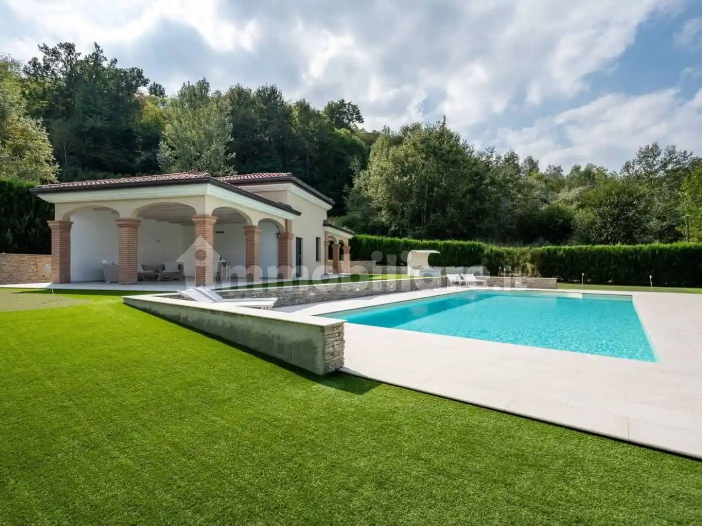 Villa - foto 2