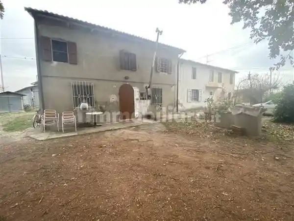 Rustico - Casale in vendita a Ravenna
