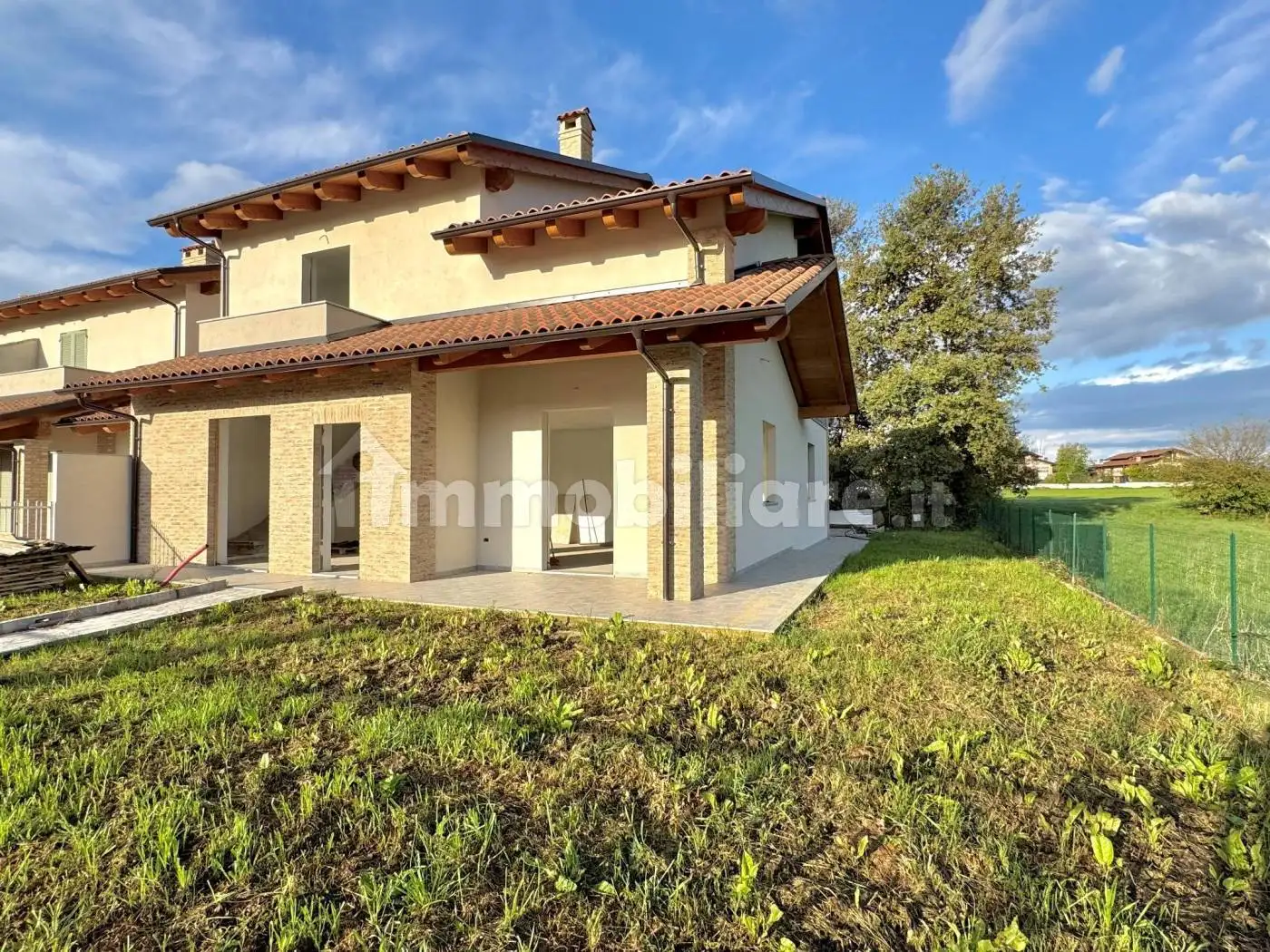 Villa in vendita a Valfenera