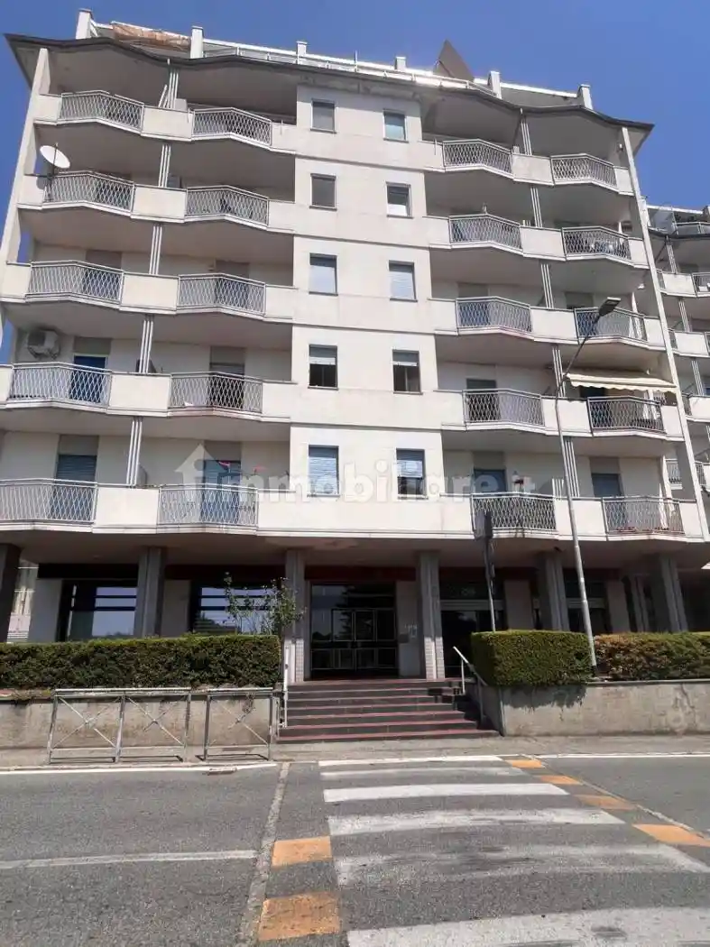 Palazzo - Edificio in vendita a Vigliano Biellese