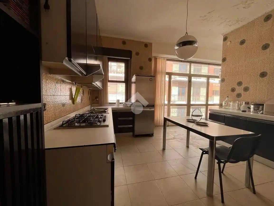 Quadrilocale via Fratelli Bisogno 21, Emanuele II, C. Colombo, Morelli e Silvati, Avellino - foto 3