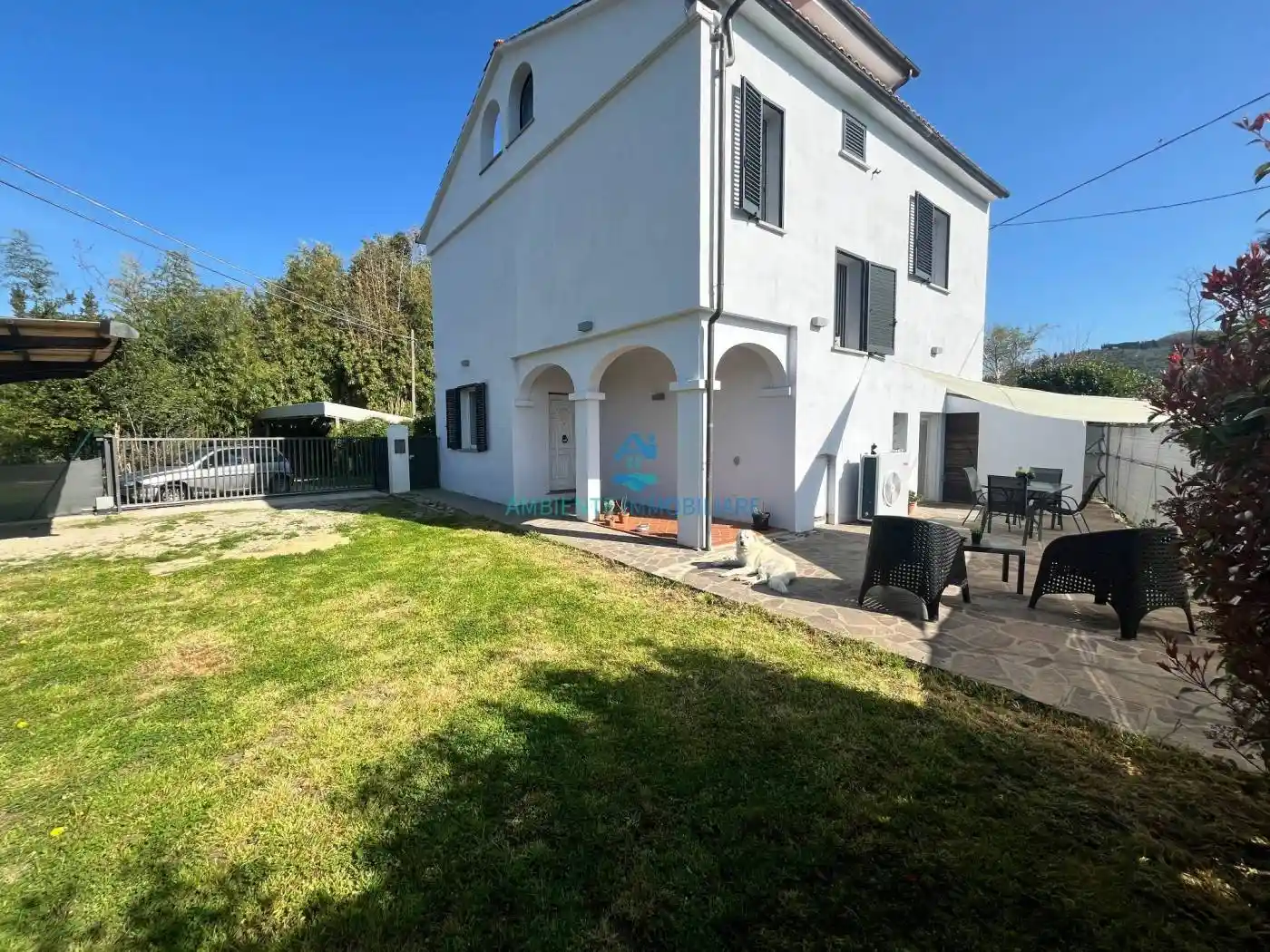 Villa in vendita a Arezzo