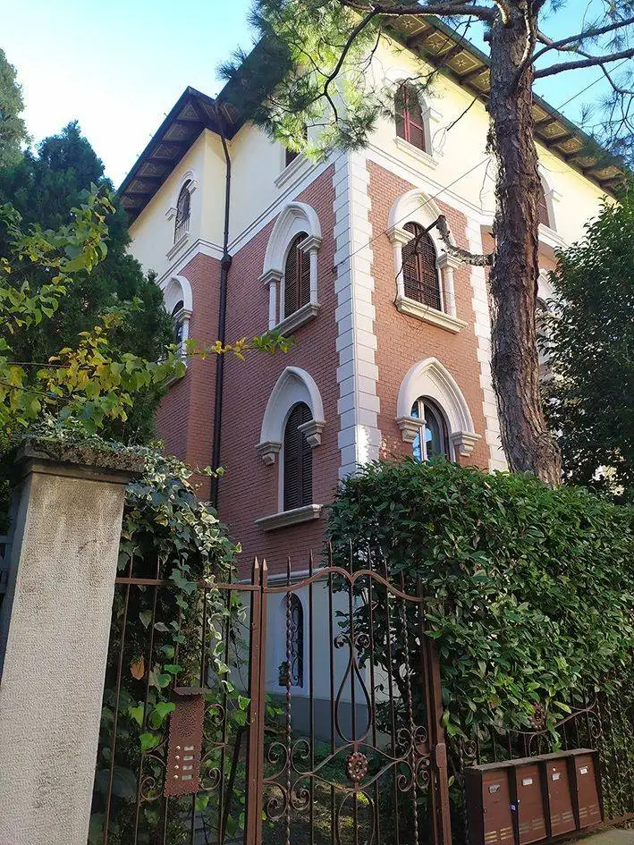 Appartamento in vendita a Bologna