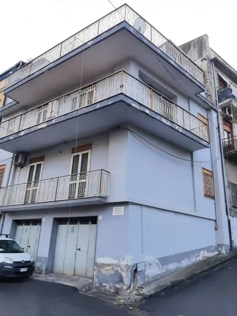 Palazzo - Edificio in vendita a Lentini