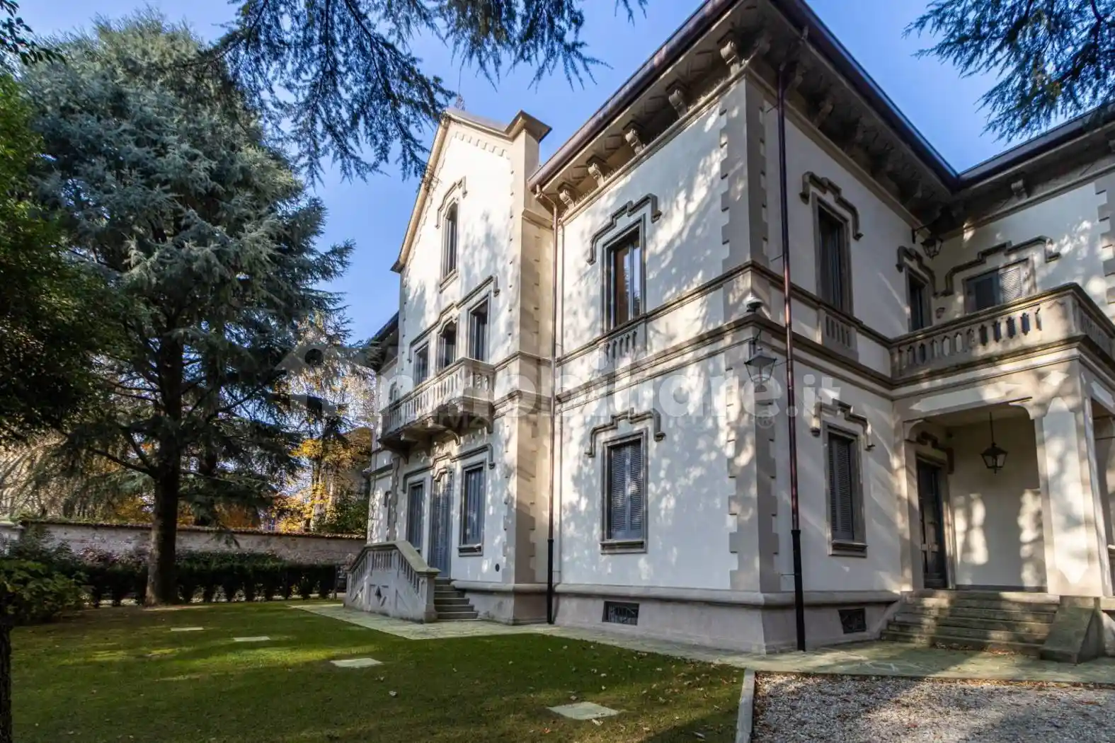 Appartamento in affitto a Monza