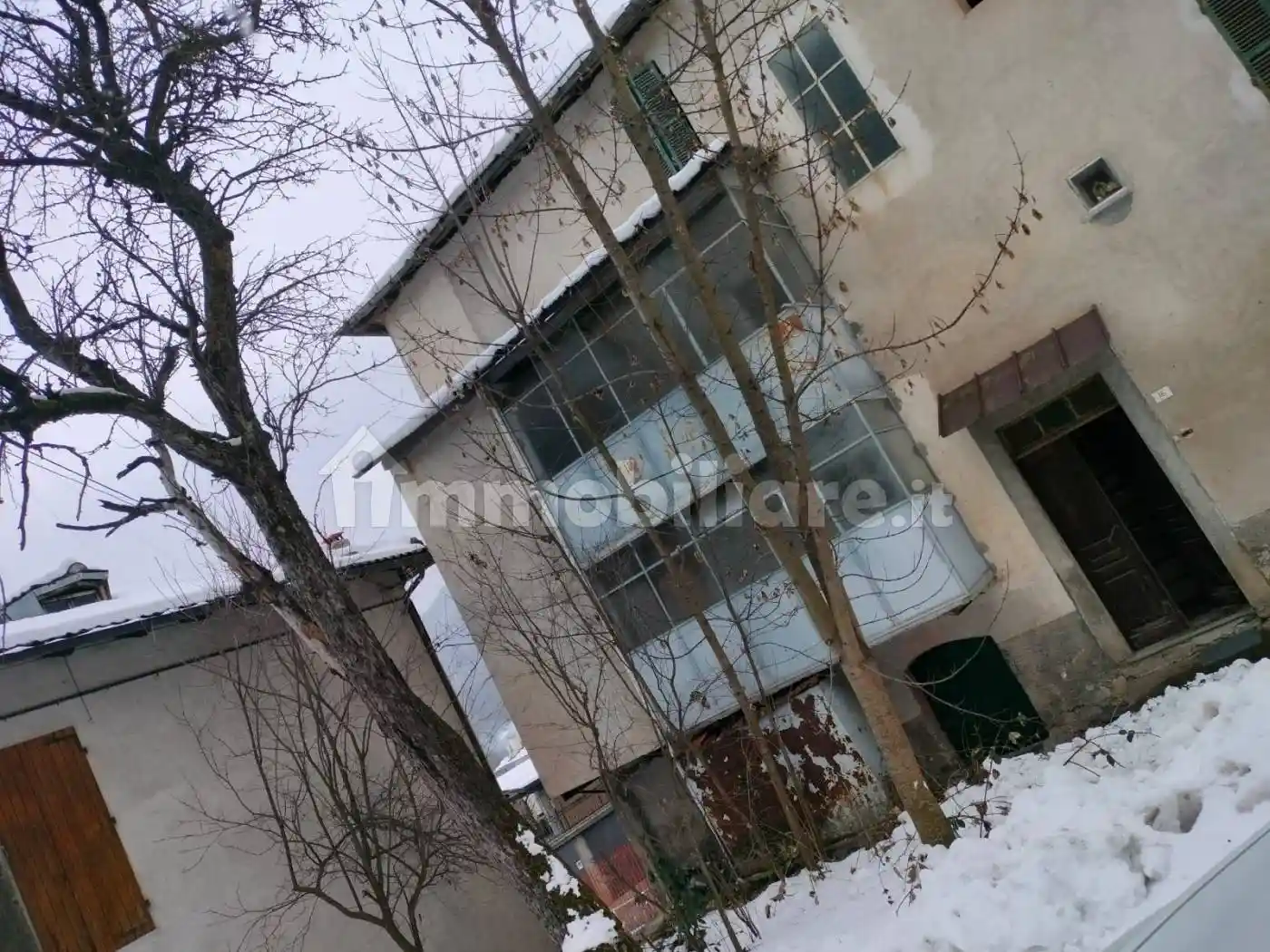 Casa indipendente in vendita a Roburent