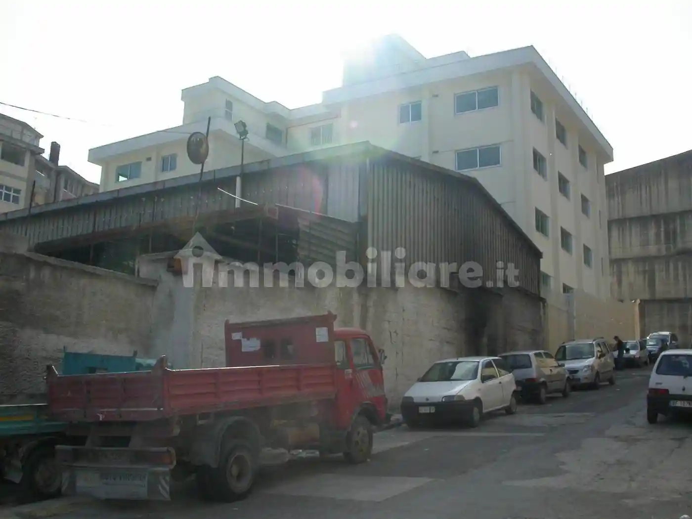 Palazzo - Edificio in Affitto - foto 3