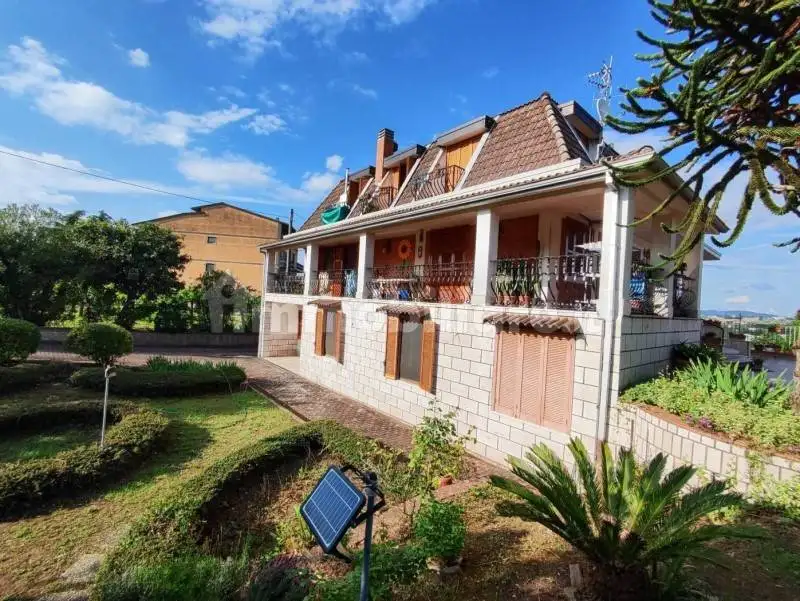 Appartamento in vendita a Sant'Angelo a Cupolo