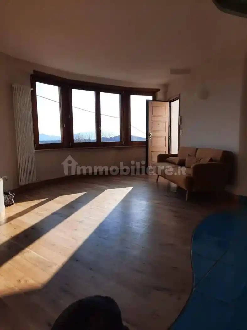 Appartamento in affitto a Pozzuoli