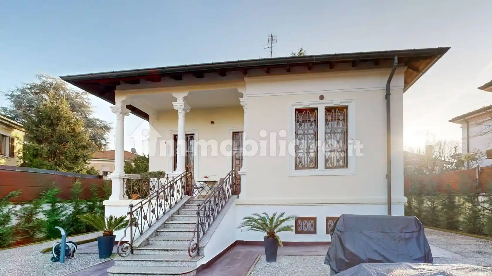 Villa in vendita a Cusano Milanino