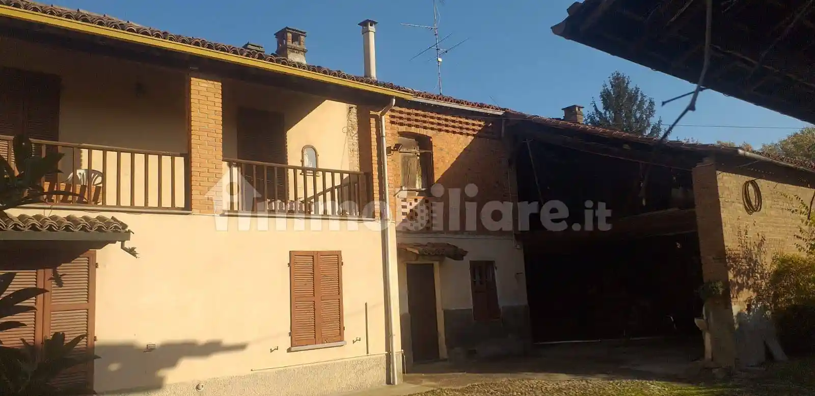 Rustico - Casale in vendita a Tortona