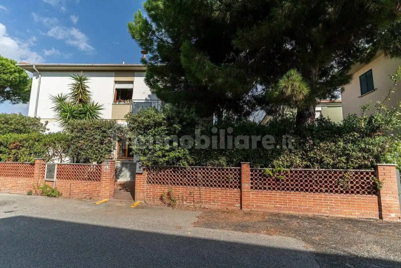 Appartamento in vendita a Cecina