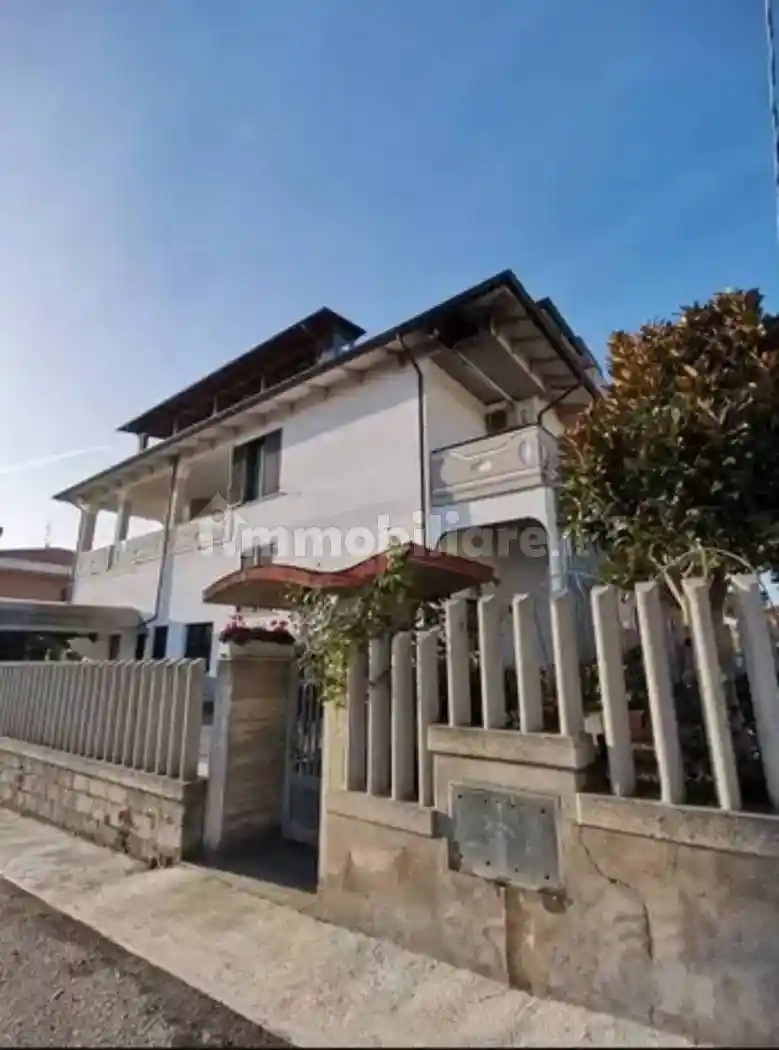 Villa unifamiliare via Curtatone, Via Vomano, Notaresco - foto 5