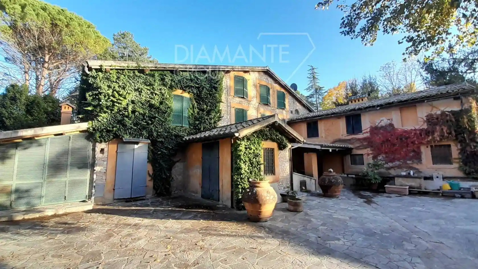 Rustico - Casale in vendita a Montefalco