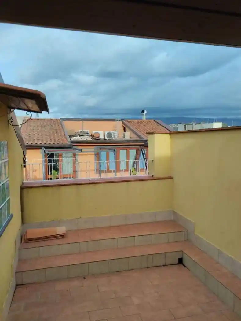 Palazzo - Edificio in vendita a San Giovanni la Punta