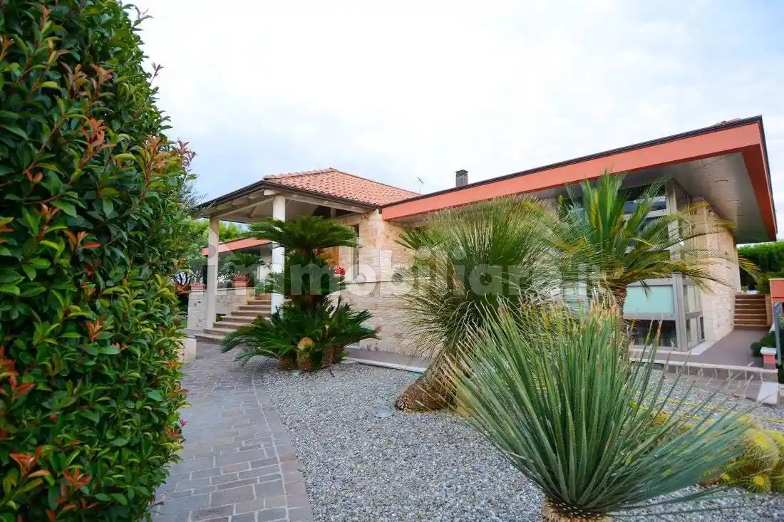 Villa in vendita a Conversano