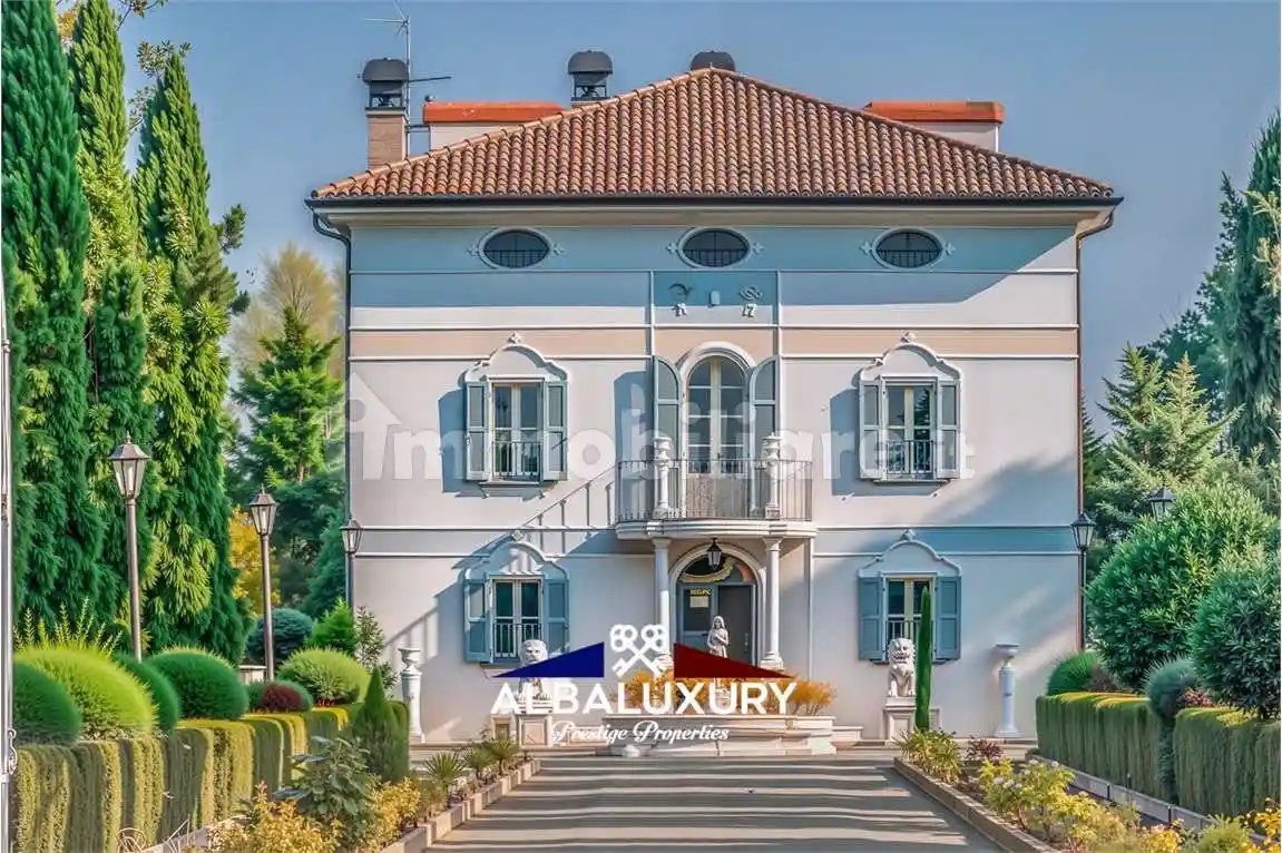 Villa in vendita a Gattatico