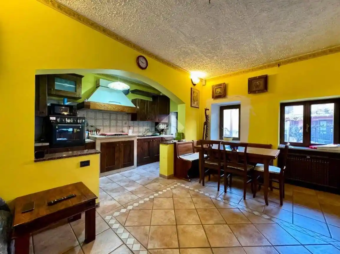 Casa indipendente in vendita a Rivoli