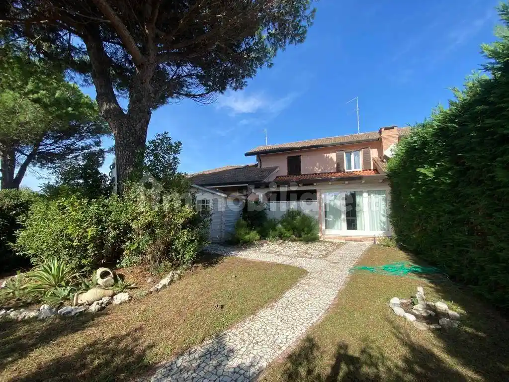 Casa indipendente in vendita a Rosolina