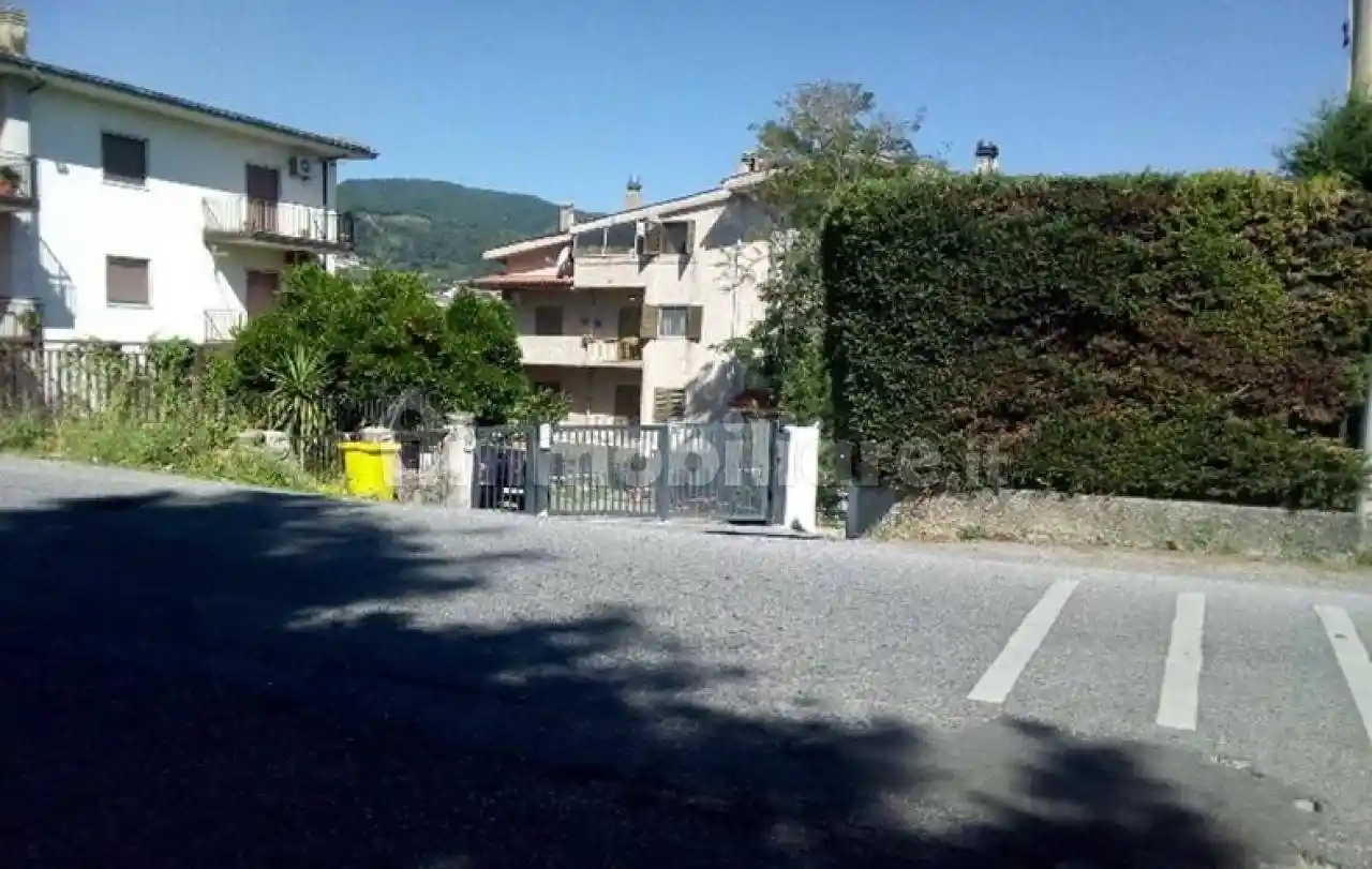 Appartamento all'asta via Boschi 19, Marano Principato - foto 2