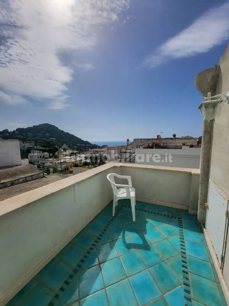 Appartamento in vendita a Capri