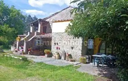 Villa in vendita a Arezzo