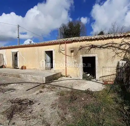 Rustico - Casale in vendita a Noto