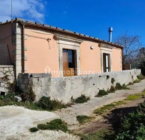 Rustico - Casale in vendita a Palazzolo Acreide