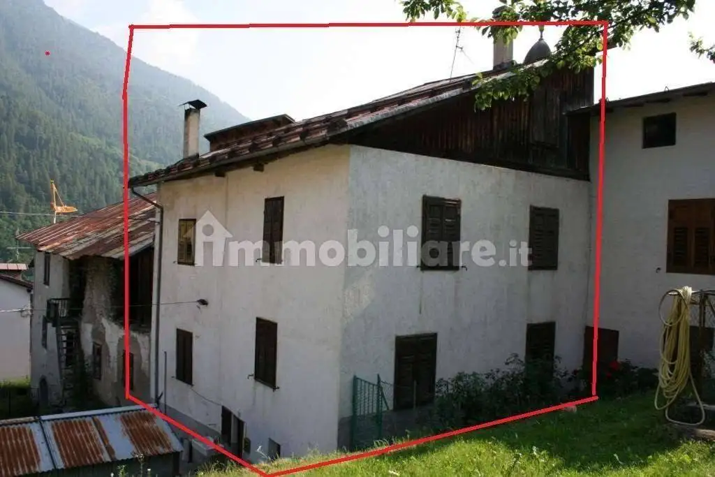 Rustico - Casale in vendita a Commezzadura