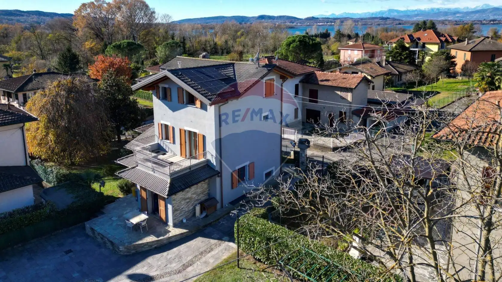 Villa in vendita a Varese