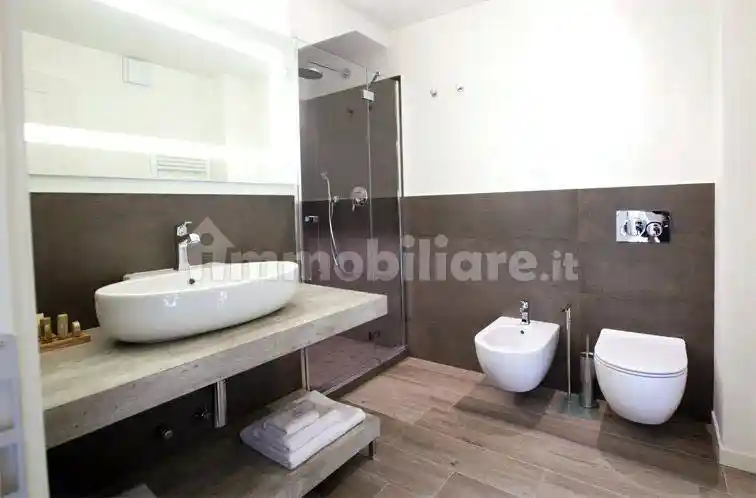 Bilocale via Gaspare Rosales 1, Villa Olmo, Como - foto 3