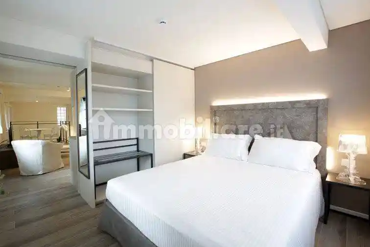 Bilocale via Gaspare Rosales 1, Villa Olmo, Como - foto 4