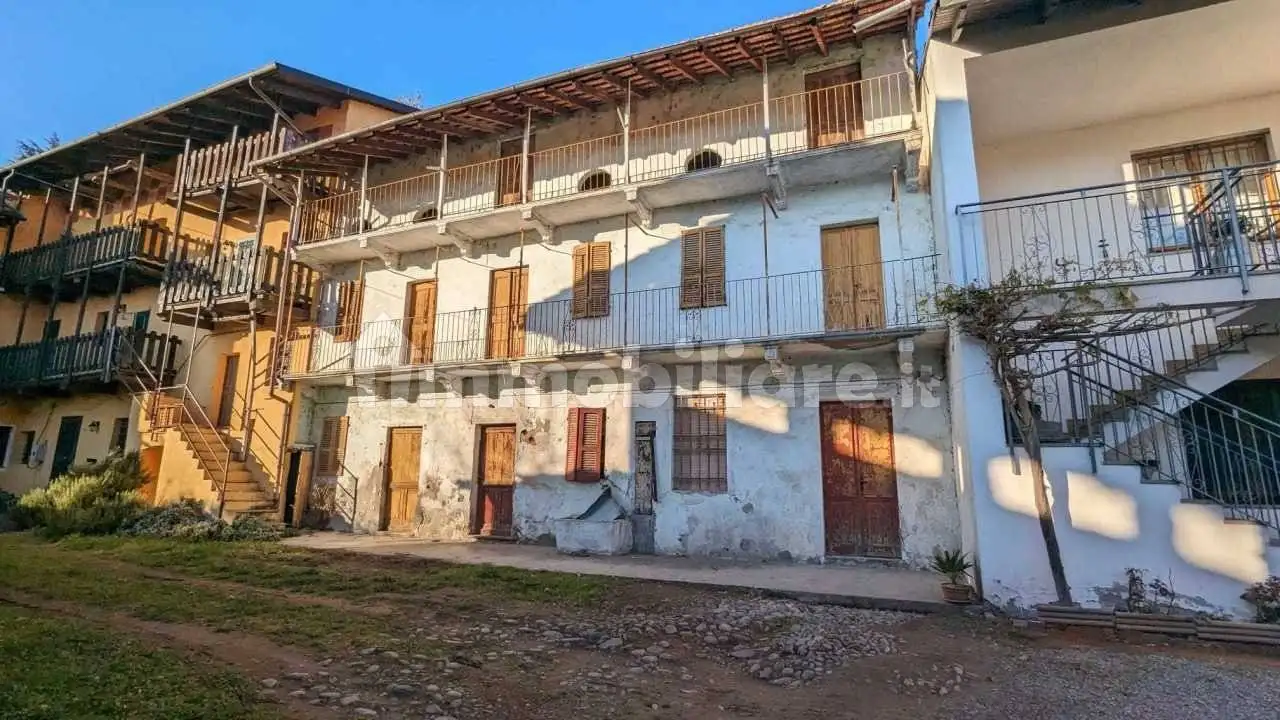 Casa indipendente in vendita a Landiona