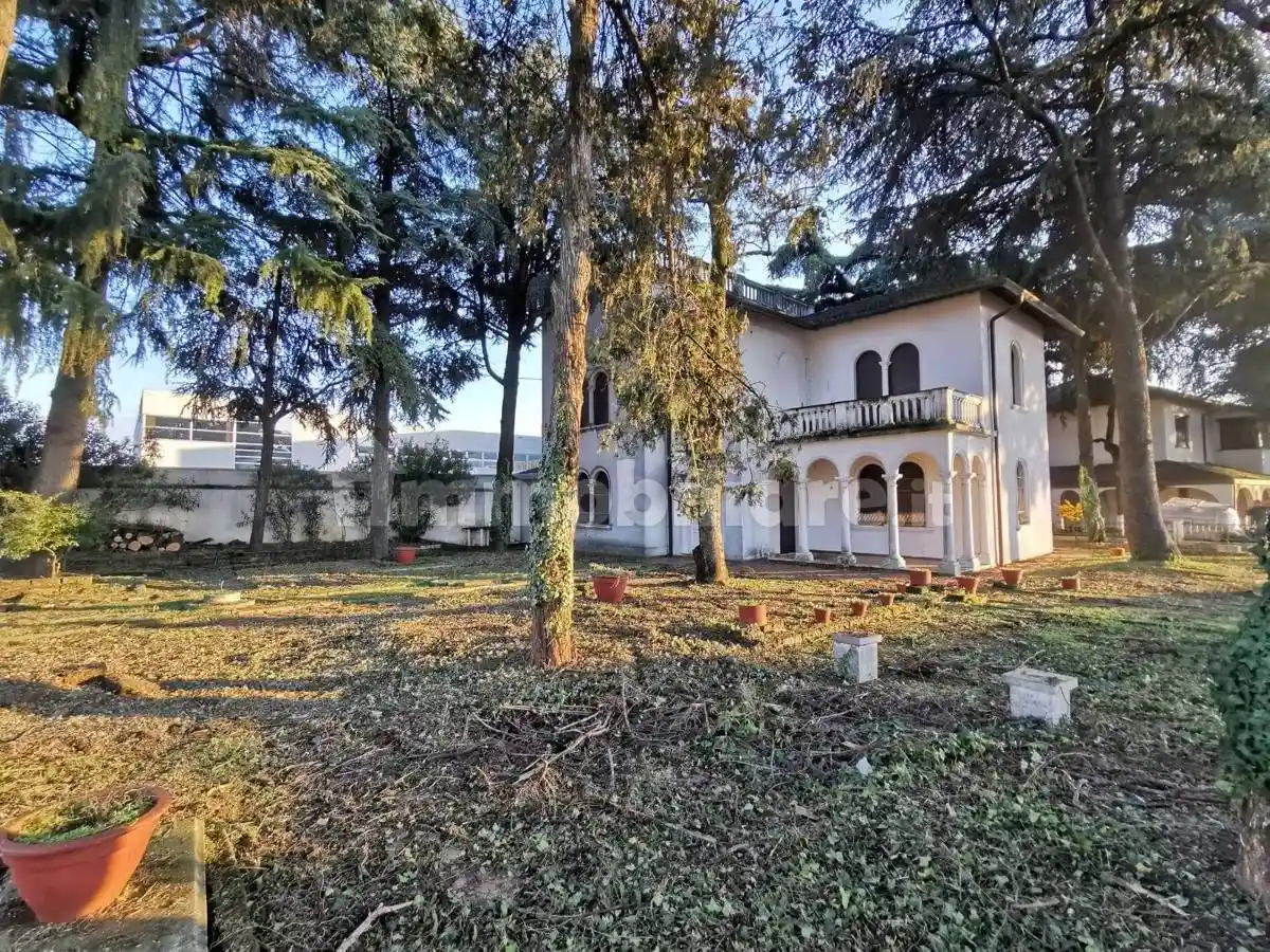Villa in vendita a Cerea