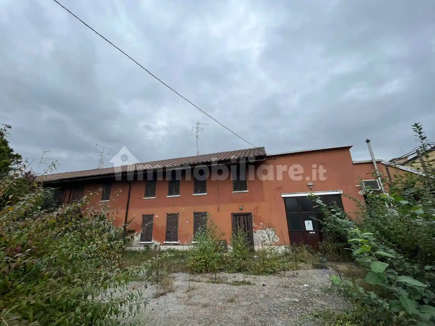 Palazzo - Edificio in vendita a Jerago con Orago