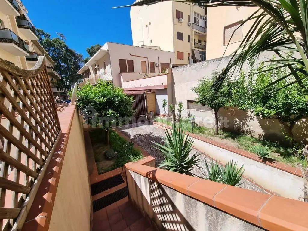 Villa in vendita a Reggio Calabria