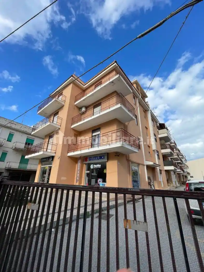 Appartamento in vendita a Falcone