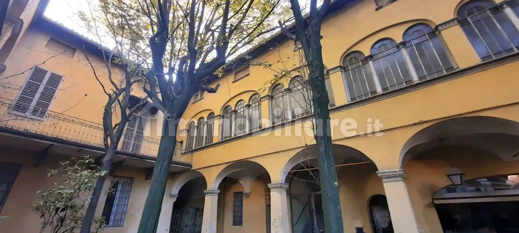 Casa indipendente in vendita a Piacenza