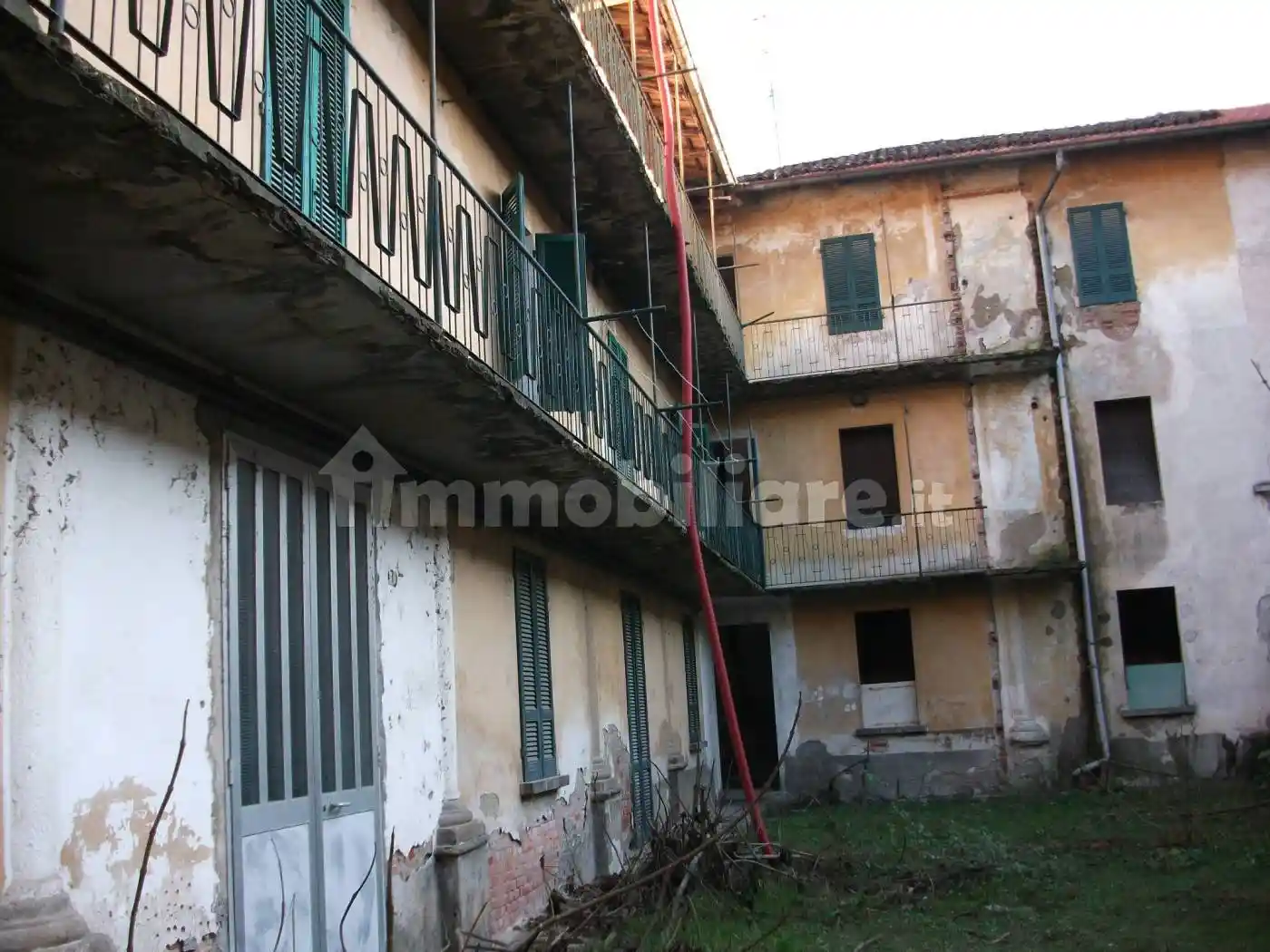 Rustico - Casale in vendita a Momo