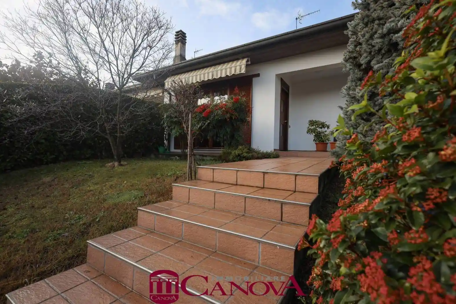 Villa in vendita a Bregnano