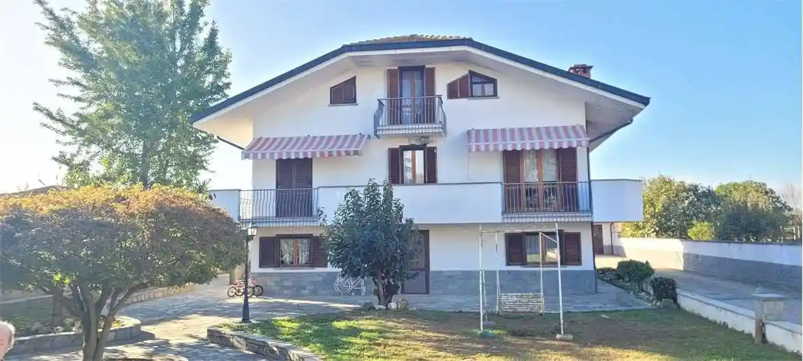 Villa in vendita a Riva Presso Chieri