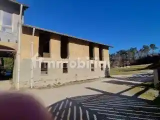 Rustico - Casale in vendita a Casale Litta