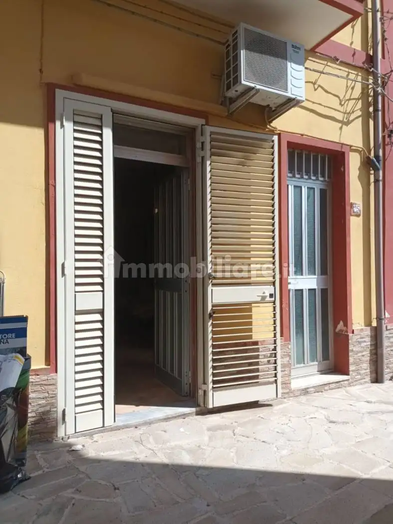 Casa indipendente in vendita a Gualtieri Sicaminò