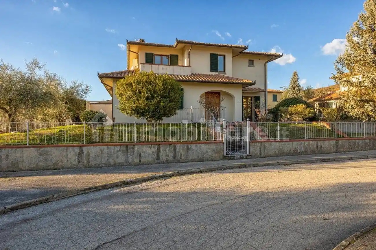 Villa in vendita a Cortona