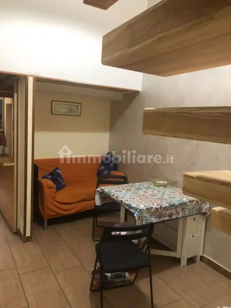 Appartamento in affitto a Napoli